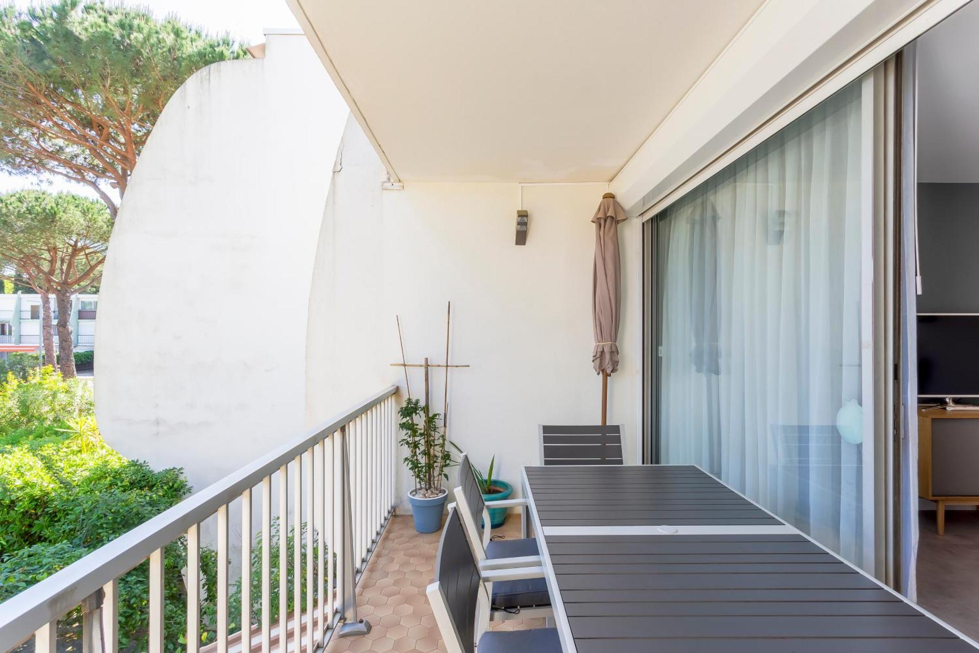 Chez Marylene - Spacieux Appartement Proche Des Plages & Commerces ลา กร็องเดอ-ม็อต ภายนอก รูปภาพ