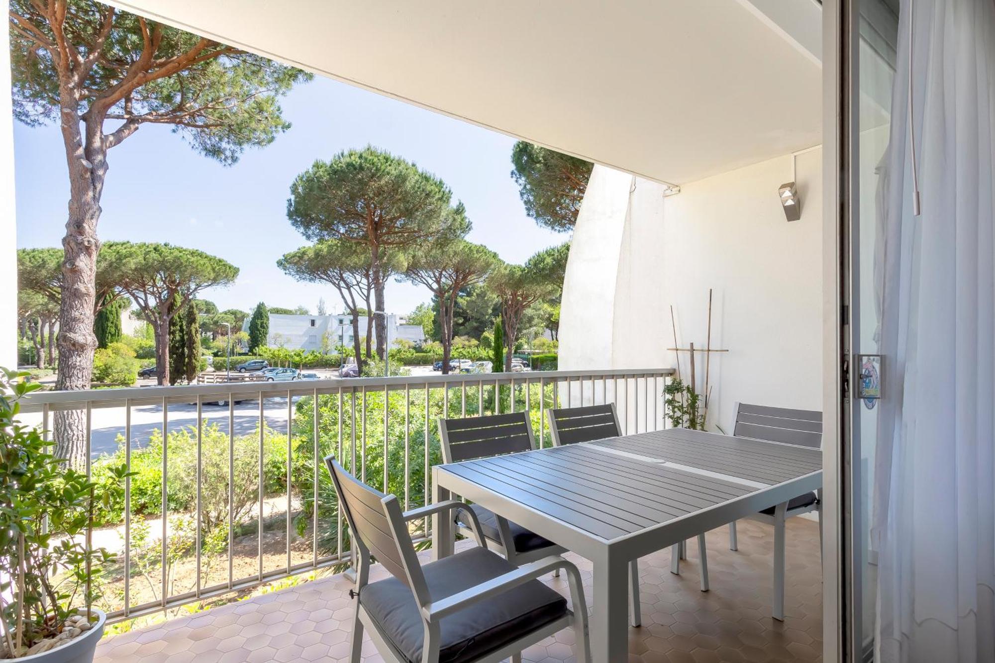 Chez Marylene - Spacieux Appartement Proche Des Plages & Commerces ลา กร็องเดอ-ม็อต ภายนอก รูปภาพ